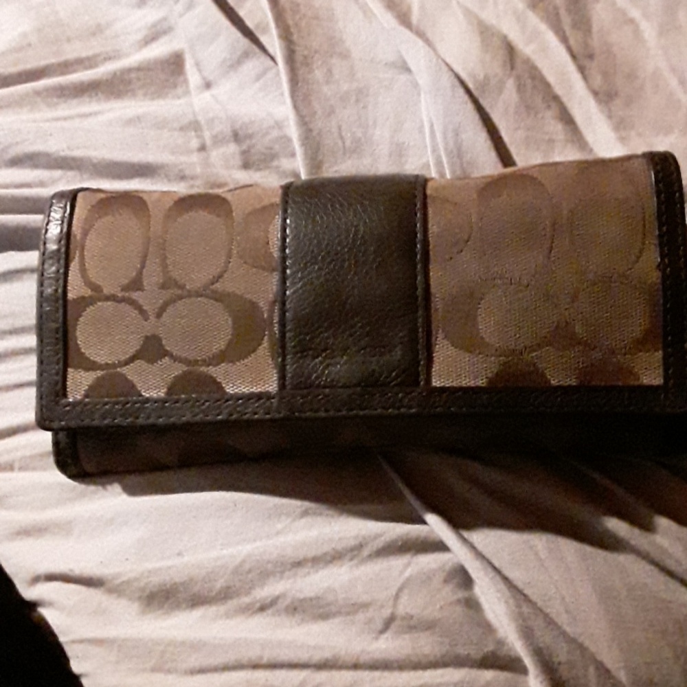 Coach wallet